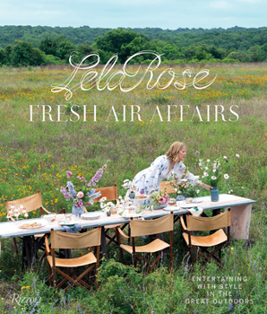 Hardcover Fresh Air Affairs: Entertaining with Style in the Great Outdoors Book