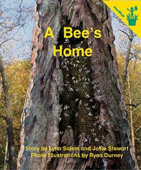 Paperback Early Reader: A Bee's Home Book