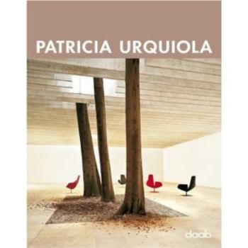 Hardcover Patricia Urquiola (English and German and French and Spanish Edition) Book