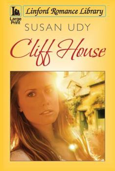 Paperback Cliff House [Large Print] Book