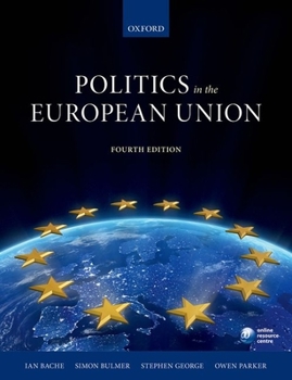 Paperback Politics in the European Union Book