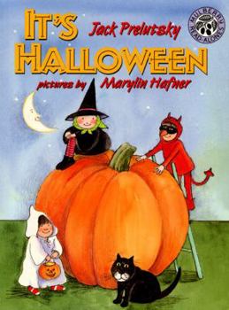 Paperback It's Halloween Book