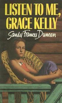 Paperback Listen to Me, Grace Kelly Book