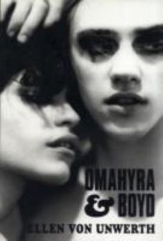 Paperback Omahyra and Boyd [French] Book