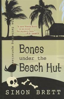 Hardcover Bones Under the Beach Hut (A Fethering Mystery) [Large Print] Book