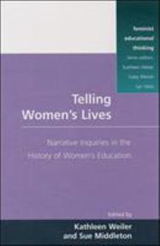 Paperback Telling Women's Lives Book