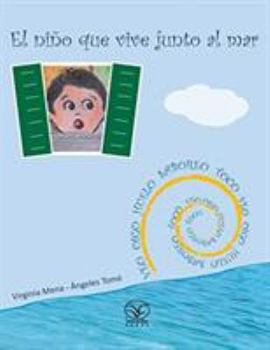 Hardcover El niño que vive junto al mar [Spanish] Book