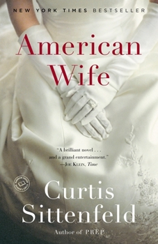 Paperback American Wife Book