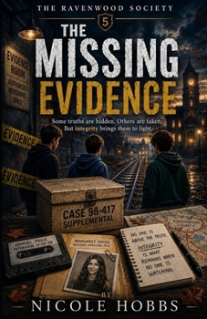 Paperback The Ravenwood Society: The Missing Evidence Book