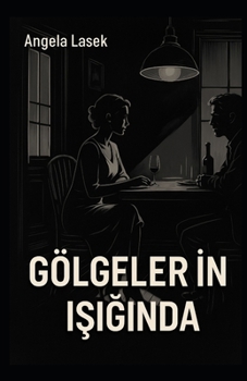Paperback Gölgelerin Işığında [Polish] Book
