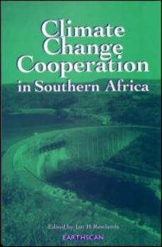 Paperback Climate Change Cooperation in Southern Africa Book