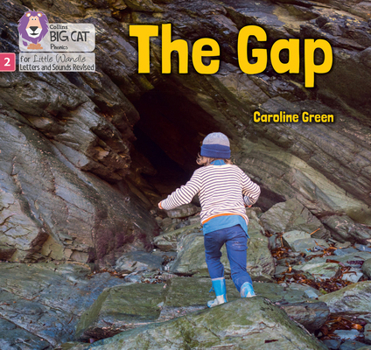 Paperback The Gap: Phase 2 Set 3 Blending Practice Book