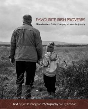 Paperback Favourite Irish Proverbs Book