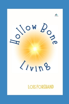 Paperback Hollow Bone Living [Large Print] Book