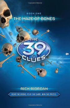 Paperback The Maze of Bones (39 Clues, No. 1) Book