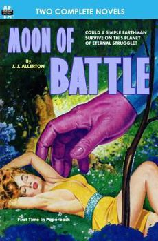 Paperback Moon of Battle & The Mutant Weapon Book