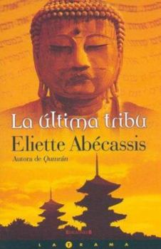 Paperback LA ULTIMA TRIBU [Spanish] Book