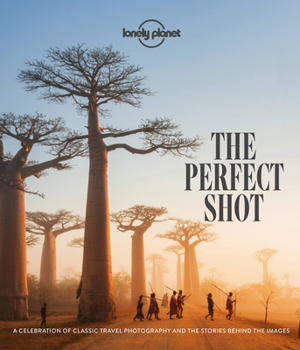 Hardcover Lonely Planet the Perfect Shot Book
