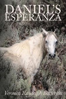 Paperback Daniel's Esperanza Book
