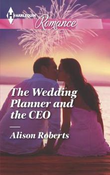 Mass Market Paperback The Wedding Planner and the CEO [Large Print] Book