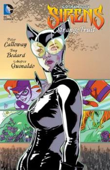 Paperback Gotham City Sirens: Strange Fruit Book