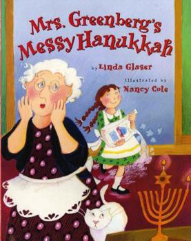 Paperback Mrs. Greenberg's Messy Hanukkah Book