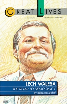Paperback Lech Walesa: The Road to Democracy Book