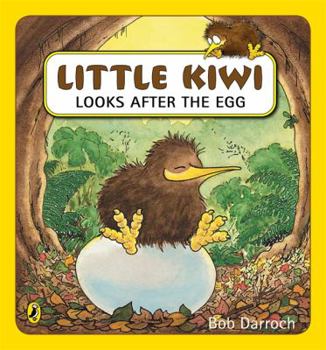 Paperback Little Kiwi Looks After the Egg Book