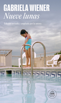 Paperback Nueve Lunas / Nine Moons [Spanish] Book