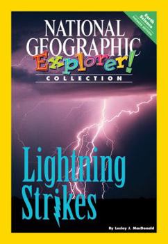 Paperback Explorer Books (Pioneer Science: Earth Science): Lightning Strikes Book