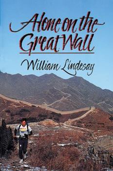 Paperback Alone on the Great Wall Book