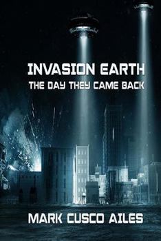 Paperback The Day They Came Back Book