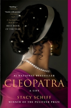 Paperback Cleopatra: A Life Book