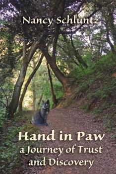 Paperback Hand in Paw: A Journey of Trust and Discovery Book