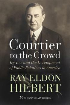 Paperback Courtier to the Crowd Book