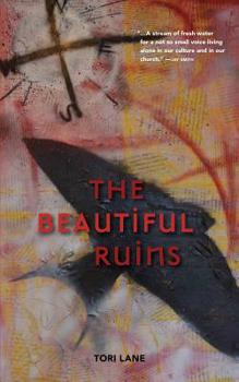 Paperback The Beautiful Ruins Book