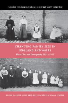 Hardcover Changing Family Size in England and Wales Book