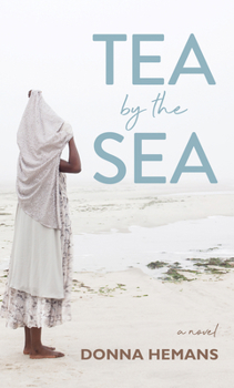Paperback Tea by the Sea Book