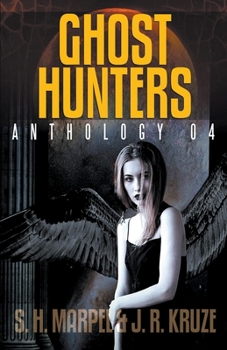 Paperback Ghost Hunters Anthology 04 Book