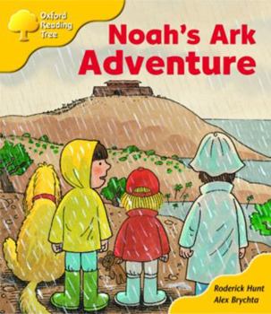 Paperback Oxford Reading Tree: Stage 5: More Storybooks B: Noah's Ark Adventure Book