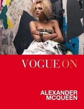 Hardcover Vogue on: Alexander McQueen (Vogue on Designers) Book