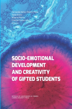 Paperback Socio-Emotional Development and Creativity of Gifted Students Book