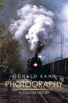 Paperback Photography: A Concise History Book