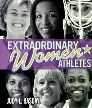 Paperback Extraordinary Women Athletes Book