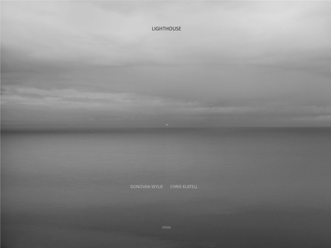Hardcover Donovan Wylie & Chris Klatell: Lighthouse Book