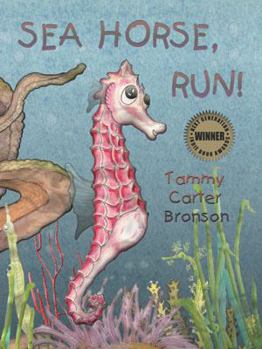 Hardcover Sea Horse, run! Book