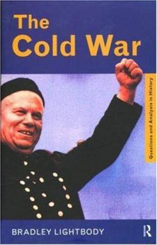 Paperback The Cold War Book