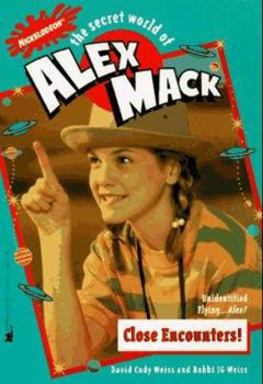Paperback Close Encounters the Secret World of Alex Mack 18 Book