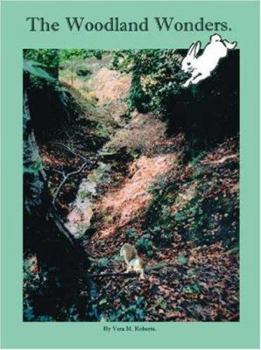 Paperback The Woodland Wonders Book