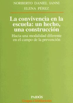 Paperback Convivencia En La Escuela: Un Hecho, Una Con (Beyond Compromise and Treason) Book